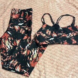 Black and pink Leaf Print Activewear Set